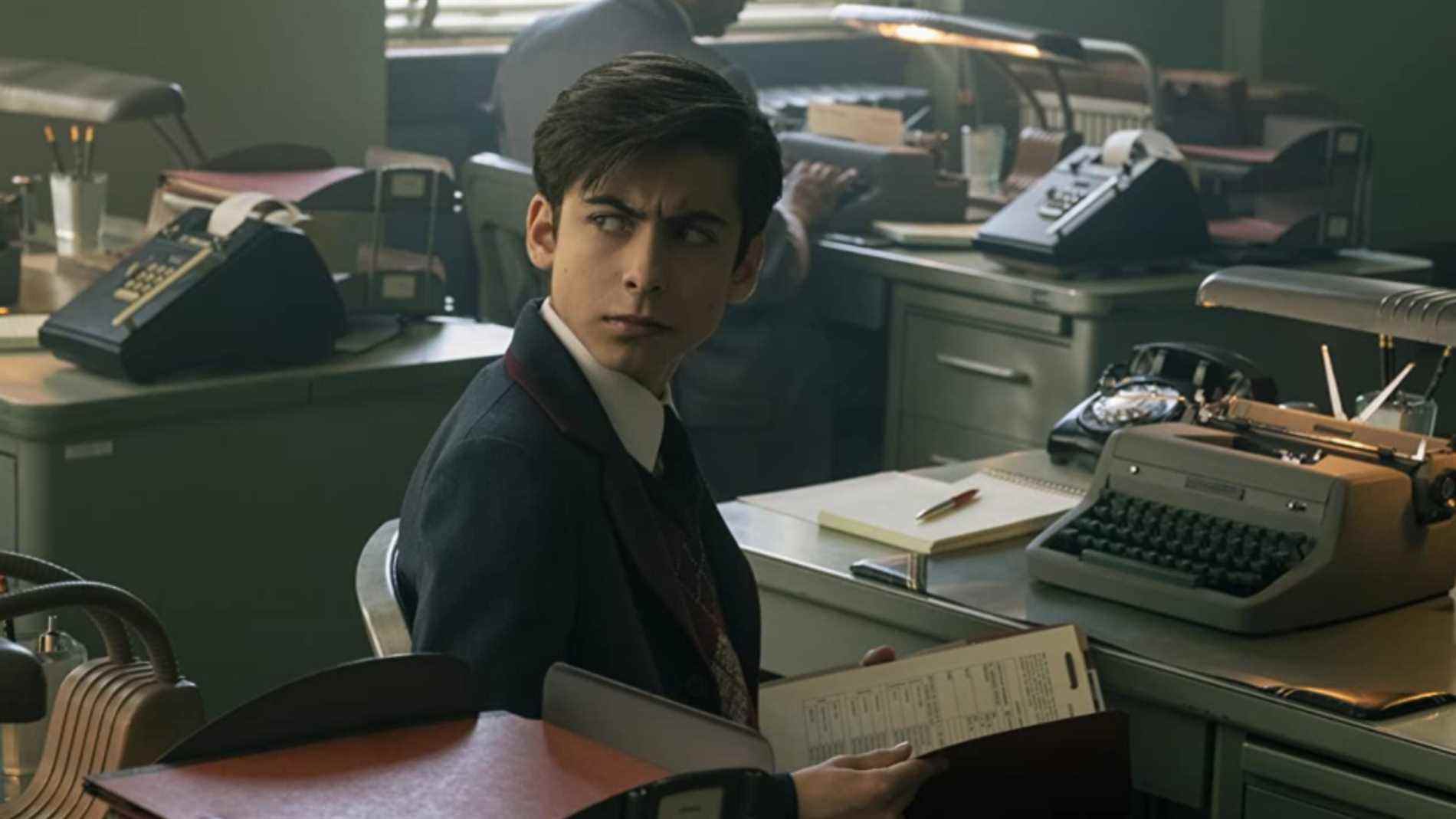 Aidan Gallagher dans L'Académie des Parapluies