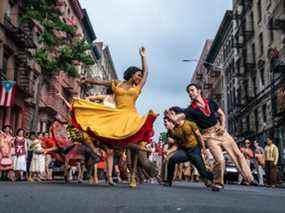 West Side Story propose un film en Technicolor à haute énergie et en tapant du pied pendant deux heures et demie.