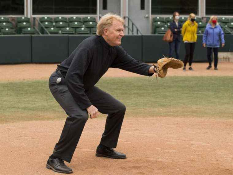 Le Dr Randy Gregg et les Riverhawks d’Edmonton se préparent pour la saison inaugurale