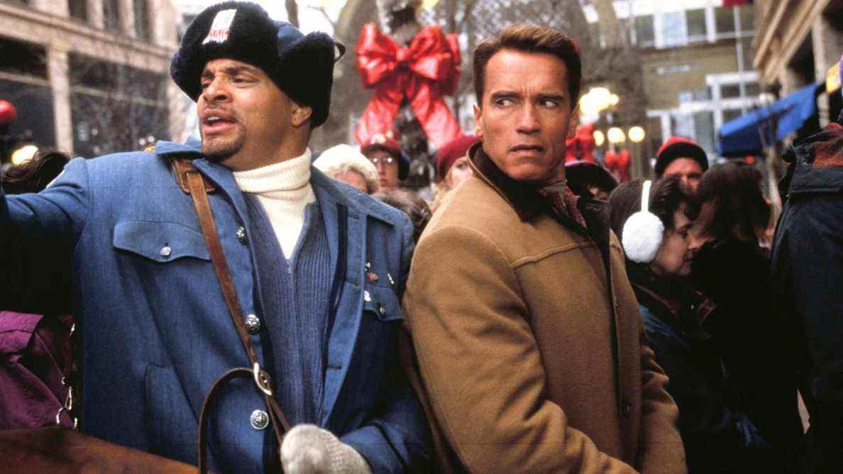 Sinbad et Arnold Schwarzenegger dans Jingle All The Way.