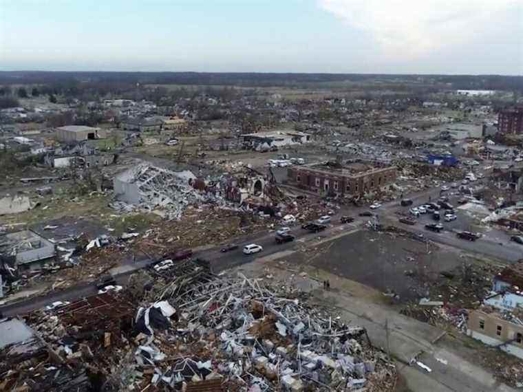 Plus de 70 morts dans le Kentucky après qu’un essaim de tornades a ravagé six États américains