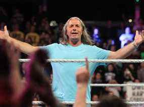 Bret Hart fait une apparition sur 'Bret Hart Appreciation Night' lors de l'événement en direct WWE Raw au Scotiabank Saddledome à Calgary, le 27 mai 2013. (Stuart Gradon/Calgary Herald)