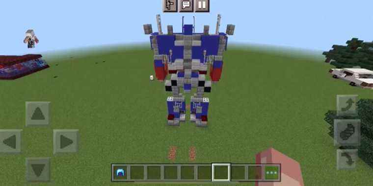 Minecraft Player crée un transformateur Optimus Prime fonctionnel
