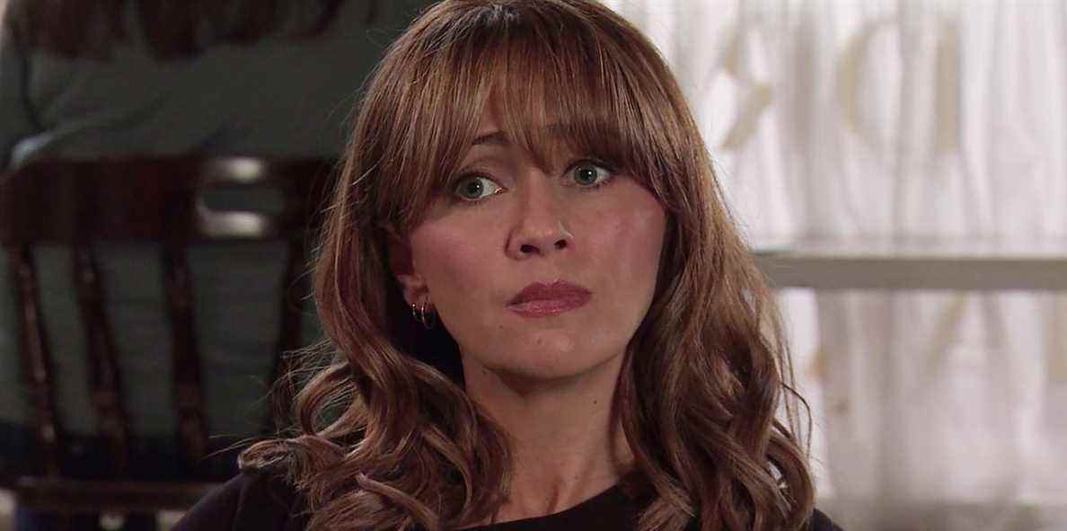 La star de Coronation Street, Samia Longchambon, admet sa surprise face au nouveau scénario de Maria

