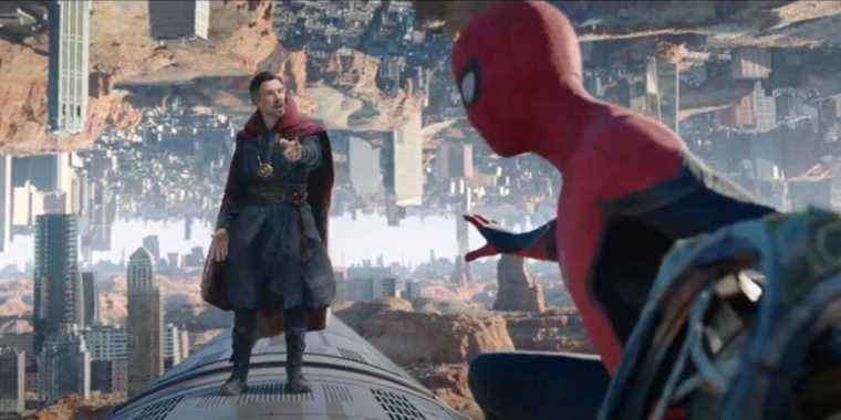 Le nouveau clip de Spider-Man: No Way Home montre Spidey Fight Doctor Strange
