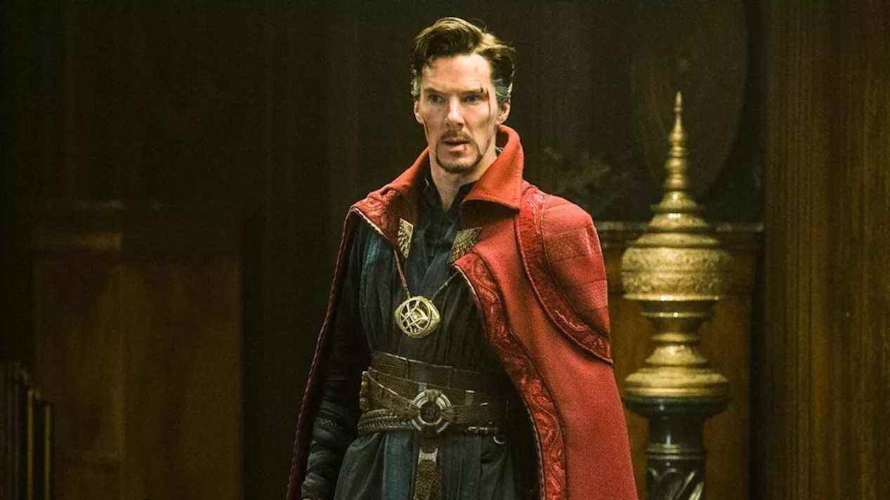 Marvel Boss dit que le docteur Strange dans le multivers de la folie reshoots presque terminé
