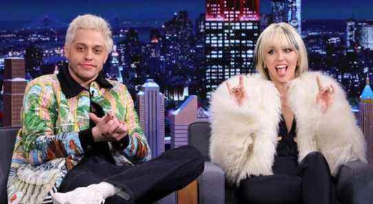 Qui a laissé Pete Davidson et Miley Cyrus se faire tatouer ?