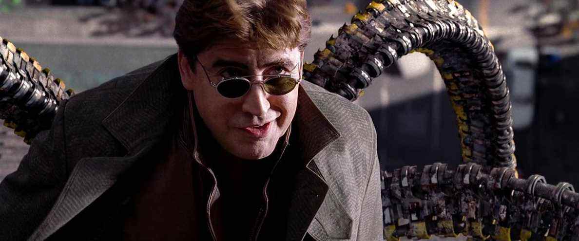 Alfred Molina dans le rôle du docteur Octopus dans Spider-Man 2. 