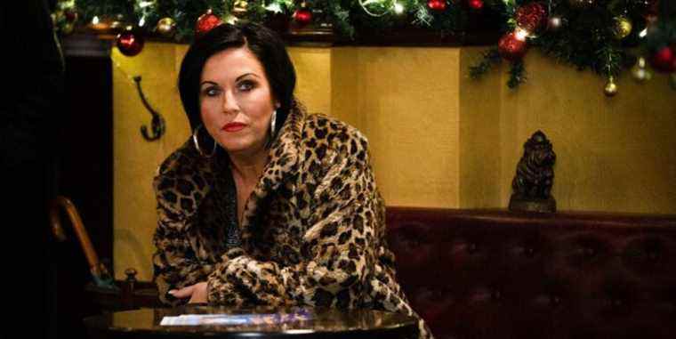 La star d'EastEnders, Jessie Wallace, révèle une adorable carte de Noël de ses fils à l'écran

