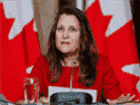 Le bureau de la ministre des Finances Chrystia Freeland a déclaré que la taxe sur les services numériques du gouvernement libéral n'entrerait en vigueur que si l'accord de l'OCDE n'était pas entré en vigueur d'ici 2024.