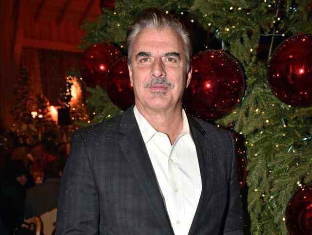 ET JUSTE COMME CA: Deux femmes accusent Chris Noth d’agression sexuelle