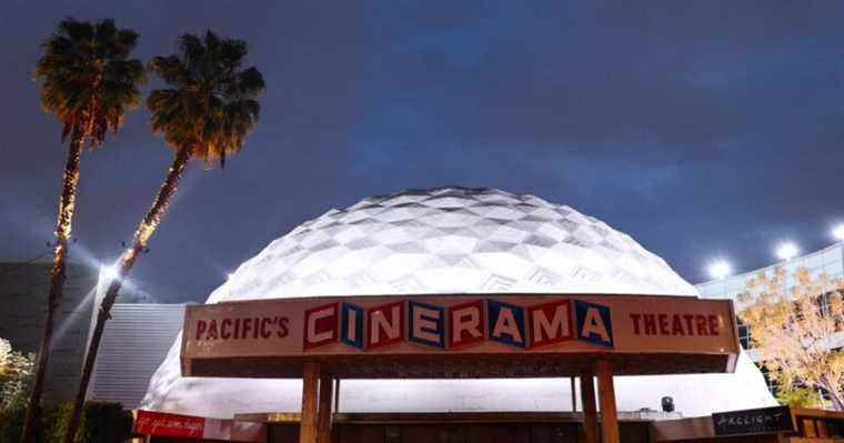 Le Cinerama Dome rouvrirait après tout, nous ne savons tout simplement pas quand
