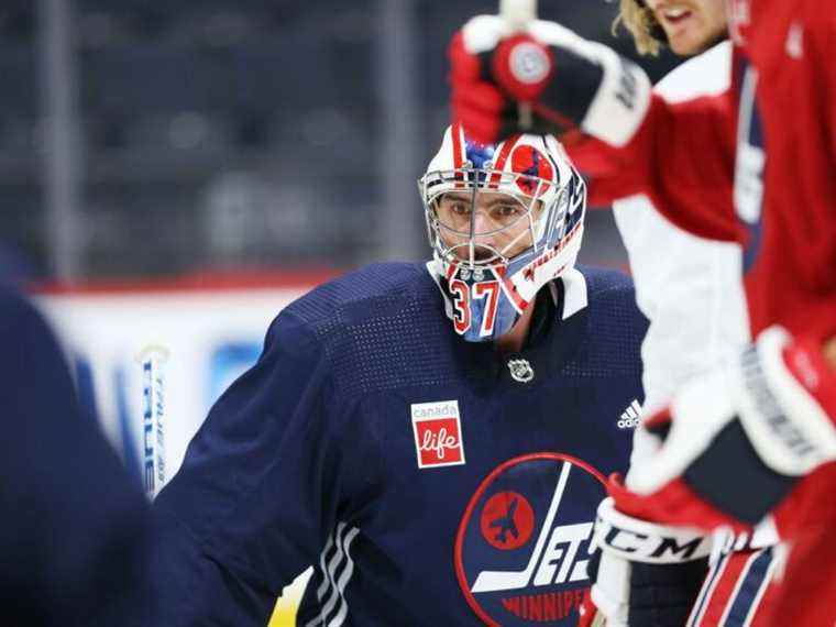 Hellebuyck des Jets considère la pause COVID comme « excessive »