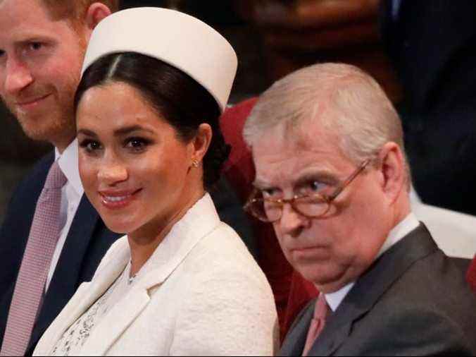 COUR ROYALE: Charles, Meghan et Fergie pourraient être appelés à témoigner dans le procès pour affaires sexuelles du prince Andrew