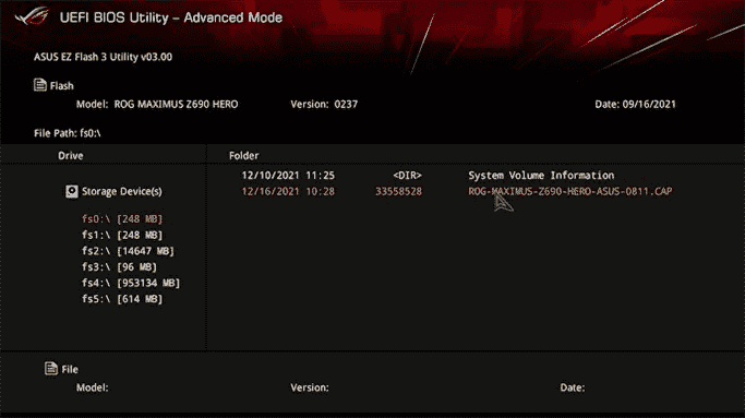 Une capture d'écran de l'utilitaire EZ Flash 3 dans le BIOS UEFI d'Asus.