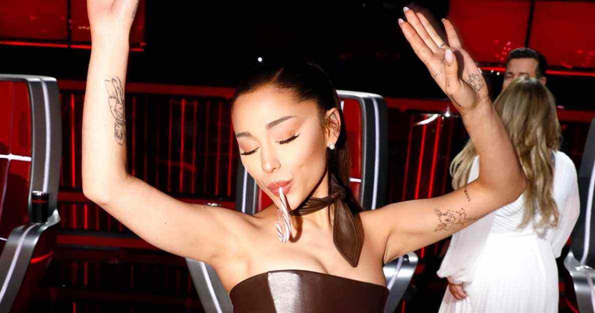 Tout ce qu'Ariana Grande veut pour Noël, c'est de quitter Twitter
