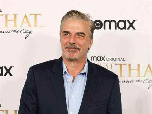 Une femme accuse l’acteur de « Sex and the City » Chris Noth de tâtonner