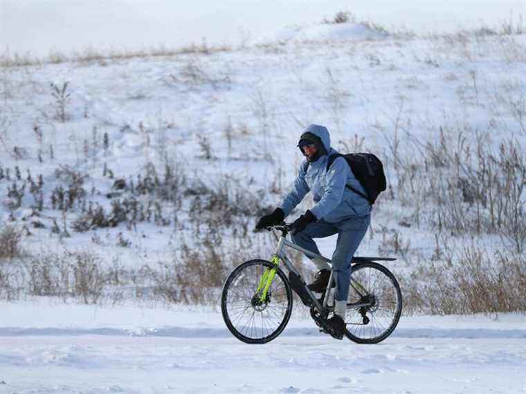 Le temps froid s’accroche à l’Alberta, fermant des pistes de ski et annulant des événements en plein air