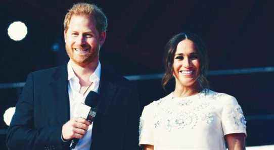 Joyeuses Fêtes Du Genou Du Prince Harry