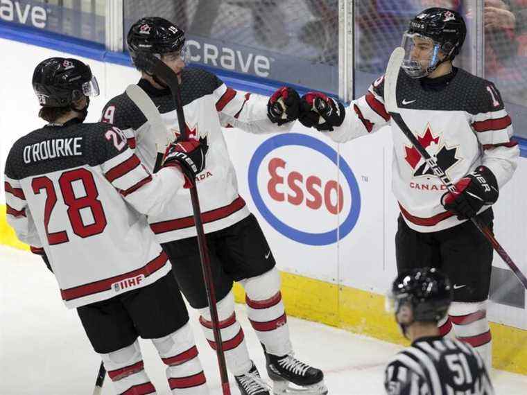 Connor Bedard fait le show pour le Canada dans une victoire éclatante contre l’Autriche