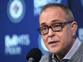 L'entraîneur-chef des Jets de Winnipeg, Paul Maurice, s'adresse aux médias lors de sa conférence de presse de fin de saison au Bell MTS Place à Winnipeg le lundi 22 avril 2019.