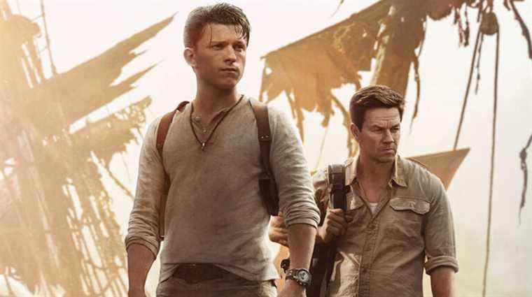 Bande-annonce Uncharted : Tom Holland, des bateaux pirates volants et la terrible moustache d'un vendeur de hamburgers
