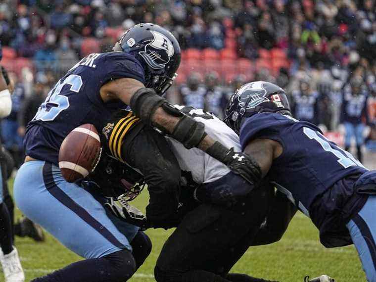 Bedlam à BMO entre Argos et les fans conduit à des accusations portées par la police