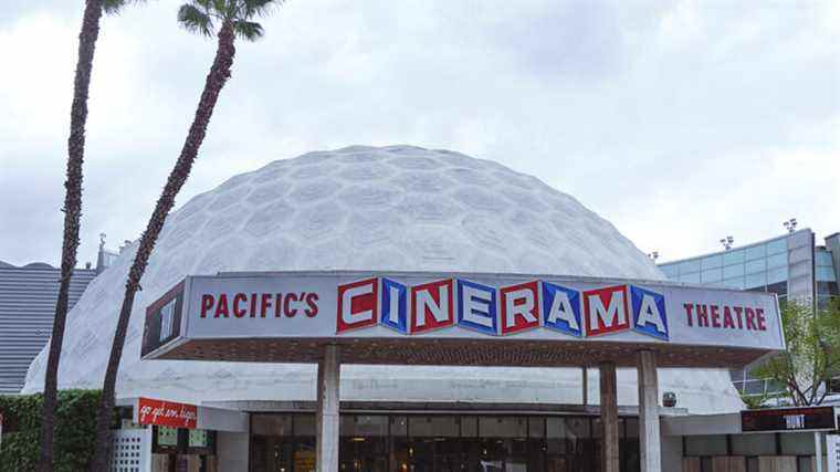 

	
		Cinerama Dome Eyes rouvre ses portes en 2022 Les plus populaires doivent être lus S'inscrire aux bulletins d'information sur les variétés Plus de nos marques
	
	
