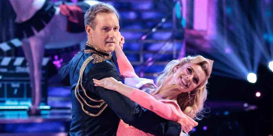 Dan Walker de Strictly Come Dancing qualifie les rumeurs de Curse de 