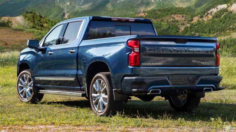 GM se retire du CES sur Covid, le Silverado électrique révèle une télécommande