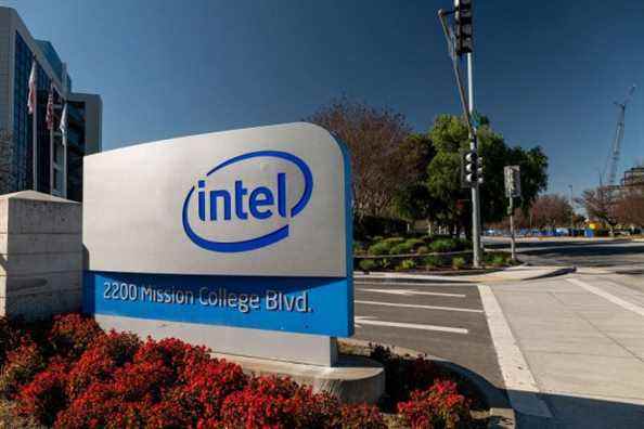 Intel devient la dernière entreprise à s’éloigner d’un CES en personne