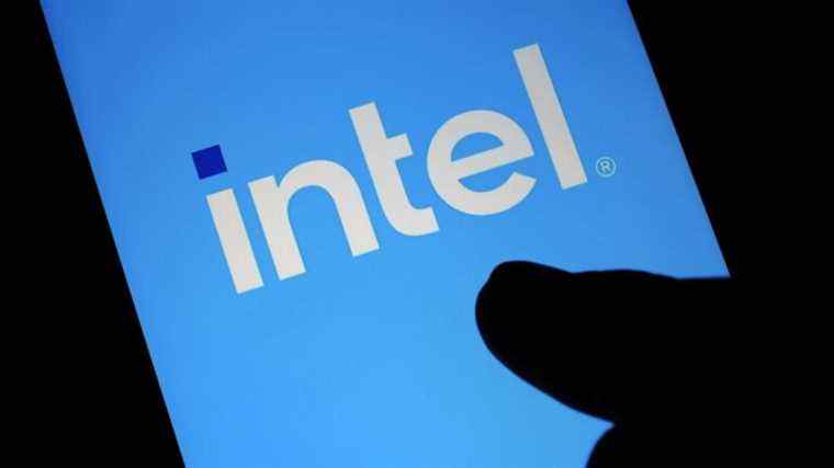 Intel : les travailleurs non vaccinés pourraient être mis en congé sans solde