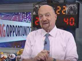 120321-jim-cramer-dont-buy-the-tech-dip-ces-4-stocks-offer-easier-money_msn_image_728x400_v20211201120014