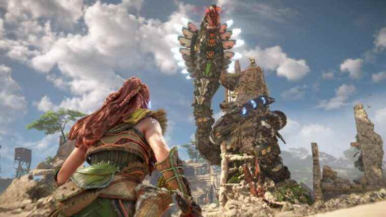 
  La bande-annonce d'Horizon Forbidden West présente de nouvelles machines et de nouvelles tenues pour Aloy

