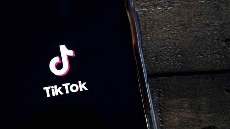 La modératrice qui a regardé des heures de vidéos traumatisantes poursuit TikTok pour ne pas avoir protégé sa santé mentale