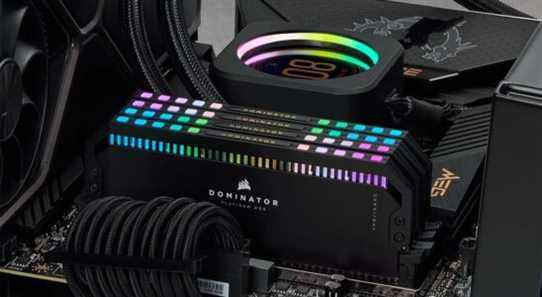 La nouvelle RAM DDR5 de Corsair s'exécute à 6,4 GHz dès la sortie de la boîte