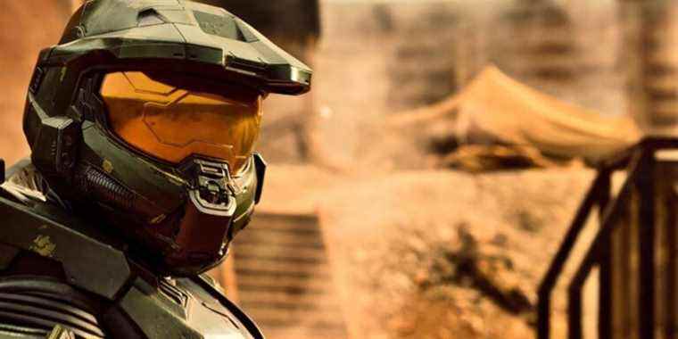 La nouvelle photo de la série télévisée Halo montre Pablo Schreiber en tant que Master Chief
