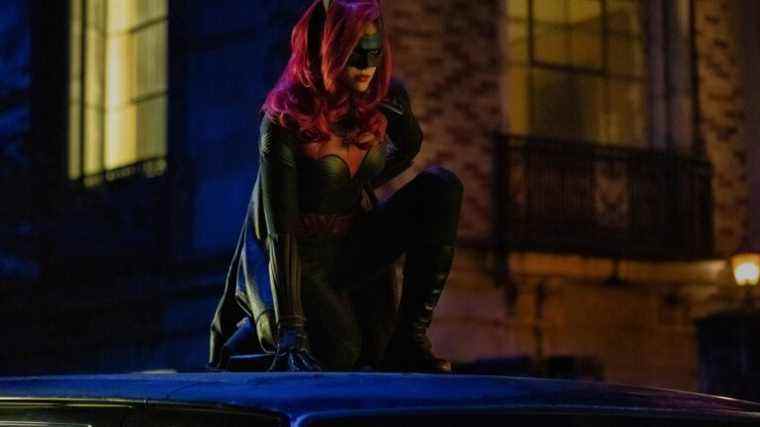 La série Gotham Knights arrive sur la CW de l'équipe Batwoman
