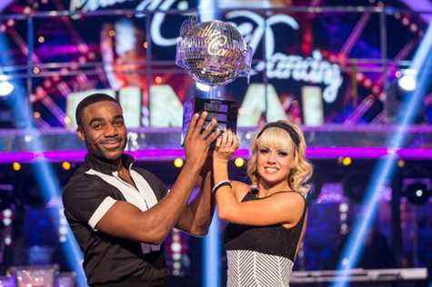 minerai oduba et joanne clifton gagnent strictement venir danser 2016