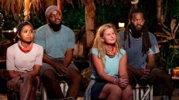 Le concurrent de Survivor 41 établit le record de l'argument allégué avec Jeff Probst à propos de la torsion du sablier
