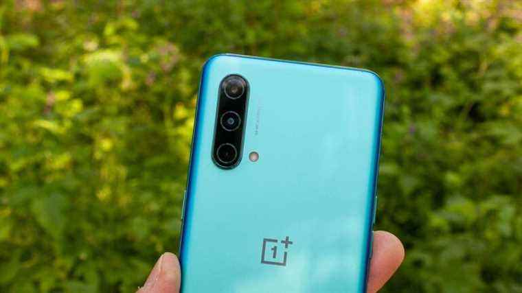 Le design OnePlus Nord 2 CE, la date de sortie et une fonctionnalité surprenante ont tous fuité