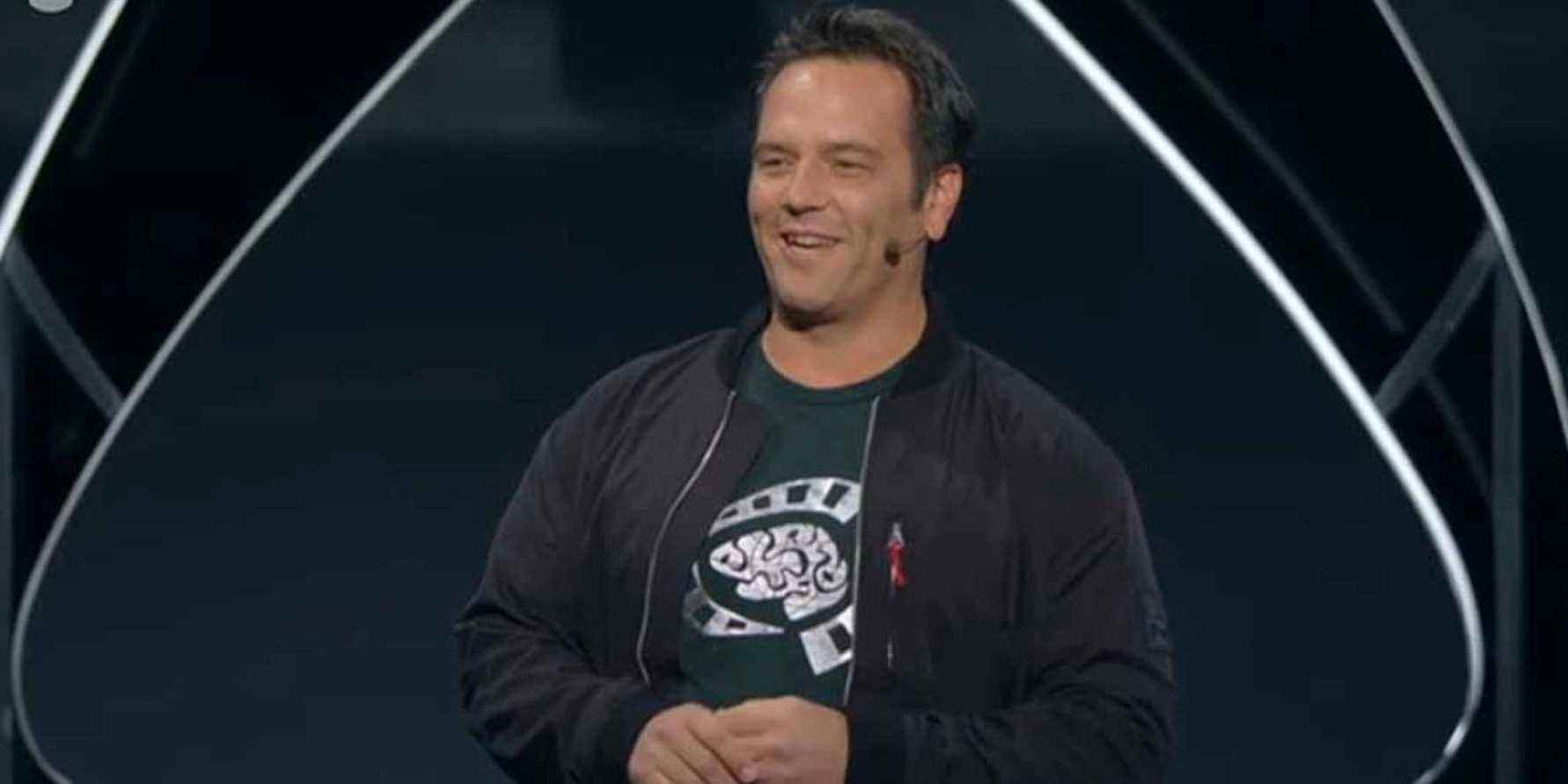 Le directeur de Xbox Phil Spencer a un snowboard sur le thème de la Xbox
