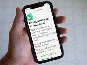 Une application canadienne pour smartphone publiée le vendredi 31 juillet 2020 était destinée à avertir les utilisateurs s'ils ont été en contact étroit avec une personne testée positive.