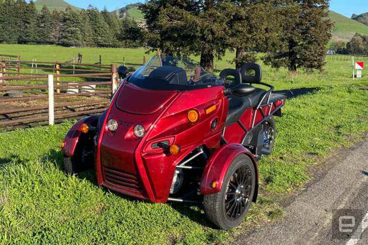 Le roadster EV à trois roues d’Acrimoto combine étrange et plaisir