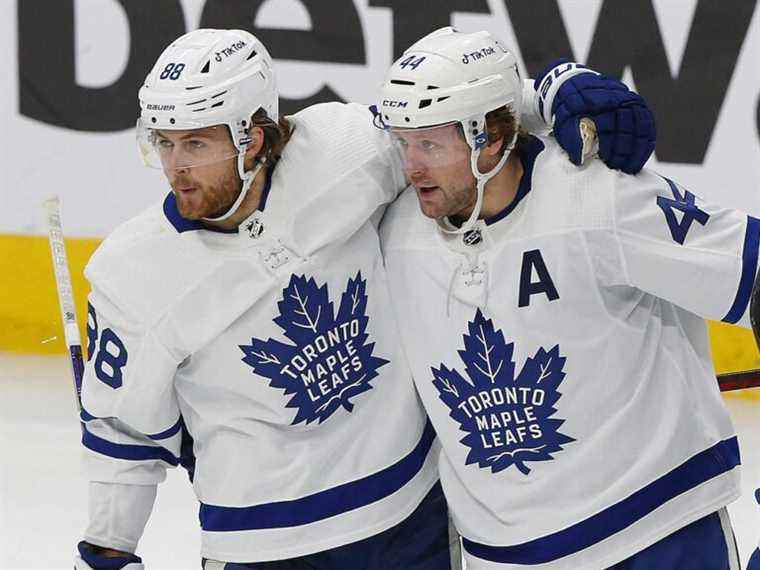 Les matchs des Maple Leafs à Vancouver et Seattle reportés en raison de COVID-19