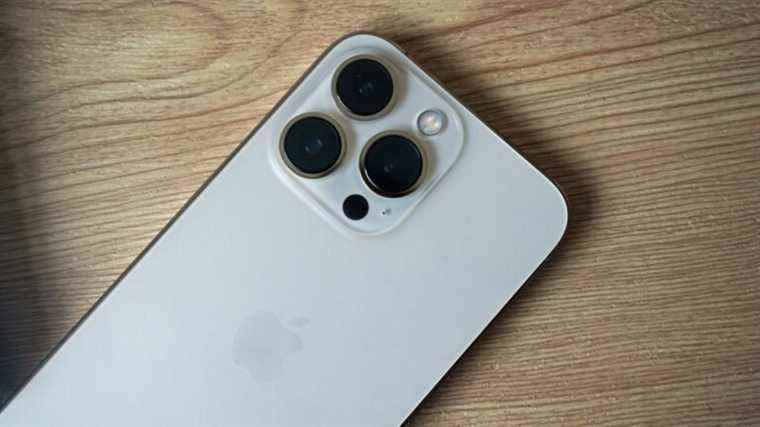 L’iPhone 14 Pro pourrait avoir de grosses mises à niveau de l’appareil photo, mais toujours à la traîne du S21 Ultra