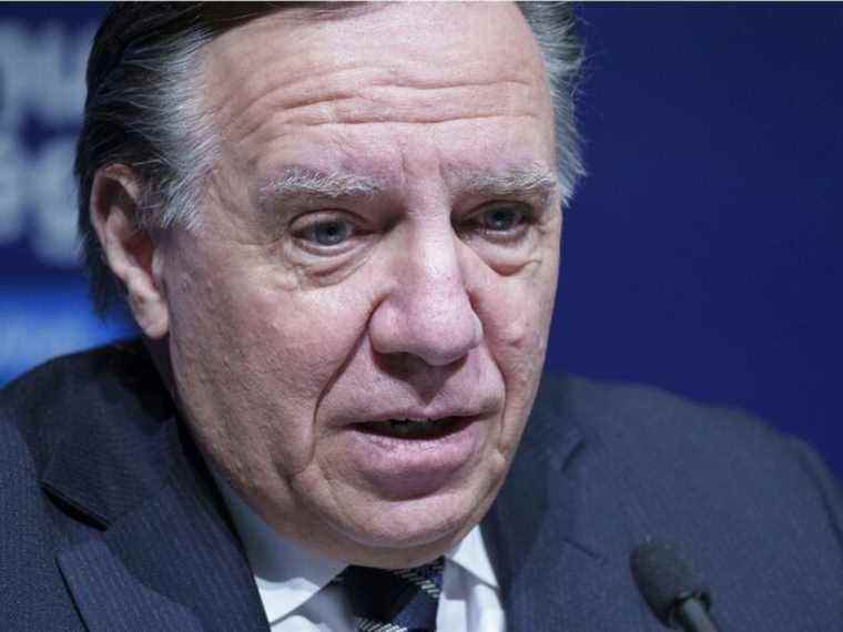 Omicron force la main de François Legault sur la mise en place de nouvelles restrictions