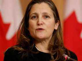 La ministre des Finances, Chrystia Freeland, présentera mardi de nouvelles prévisions budgétaires et économiques.