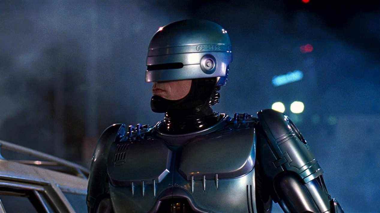 Paul Verhoeven retrouve l'écrivain RoboCop pour le thriller politique Young Sinner
