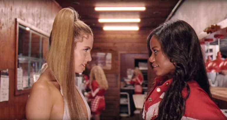 ZOLA, (aka @zola), à partir de la gauche : Riley Keough, Taylour Paige, 2020. © A24 / avec la permission d'Everett Collection